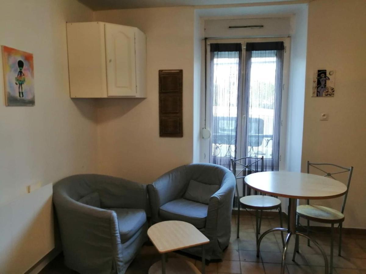 Appartement T2 Rdc Centre Vitre 35500 ภายนอก รูปภาพ